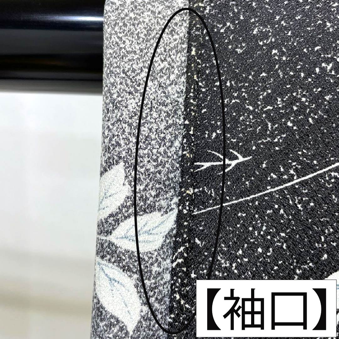 小紋 ポリエステル Aランク 身丈154.5cm 裄丈64.5cm 単衣 洗える着物 草花模様 黒系 1115008183210