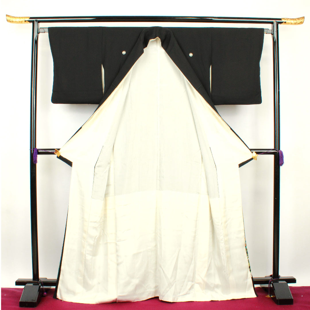 黒留袖 身丈168.5cm 裄丈62cm 袷 作家物 茶屋辻 草花模様 丸に花菱 正絹 Aランク 五つ紋 黒系 1111000473510