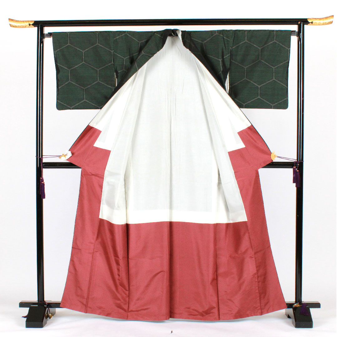 大島紬 身丈166cm 裄丈67cm 緯総絣 亀甲 正絹 Bランク 袷 緑系 1116001554519