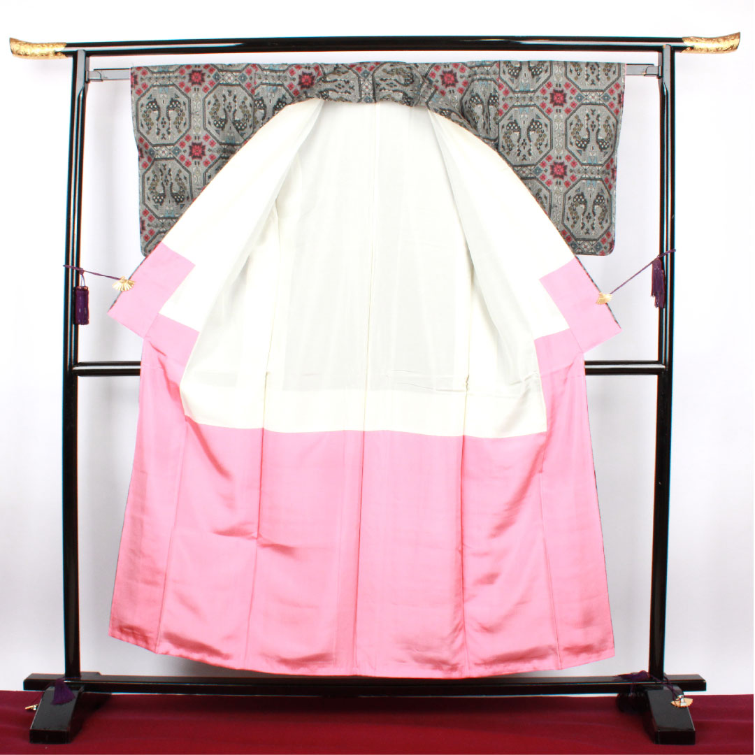 村山大島 身丈155.5cm 裄丈60cm 灰黄緑色 幾何学模様 正絹 Sランク 袷 グレー系 1116001752322