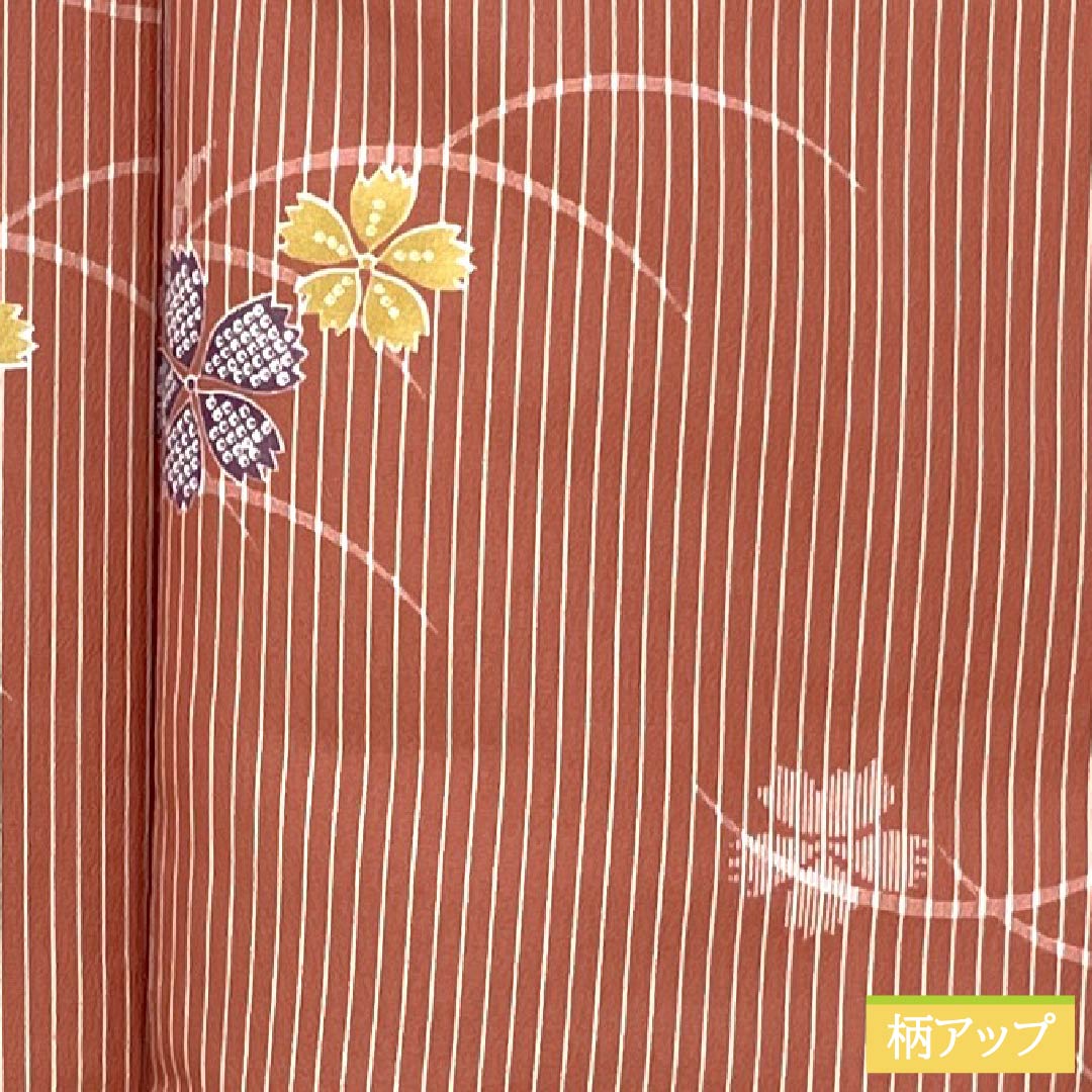 小紋 ポリエステル 身丈163cm 裄丈65cm 袷 似紅色(にせべにいろ) 露芝 小花 洗える着物 Aランク 赤系 1115005933412