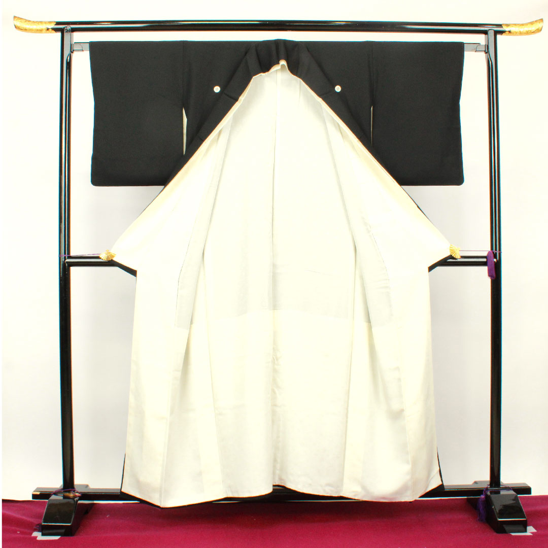 黒留袖 身丈157.5cm 裄丈61.5cm 袷 京友禅 春秋麗花図 作家物 源氏車 正絹 Aランク 五つ紋 黒系 1111000653310