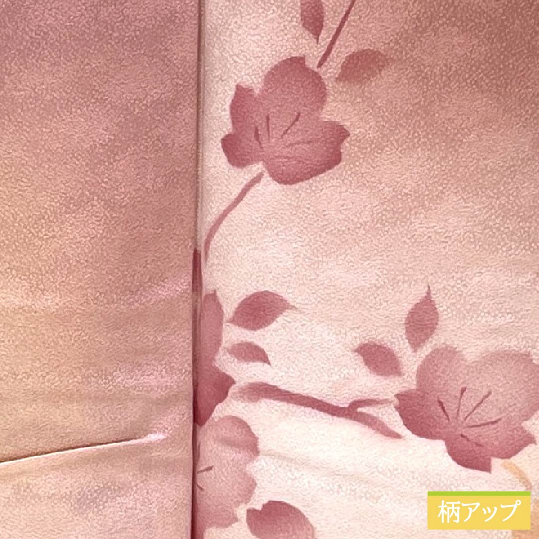 小紋 ポリエステル 身丈160.5cm 裄丈65cm 袷 似桃色(にせももいろ) 洗える着物 皐月 しつけ糸付き Aランク ピンク系 1115005563413