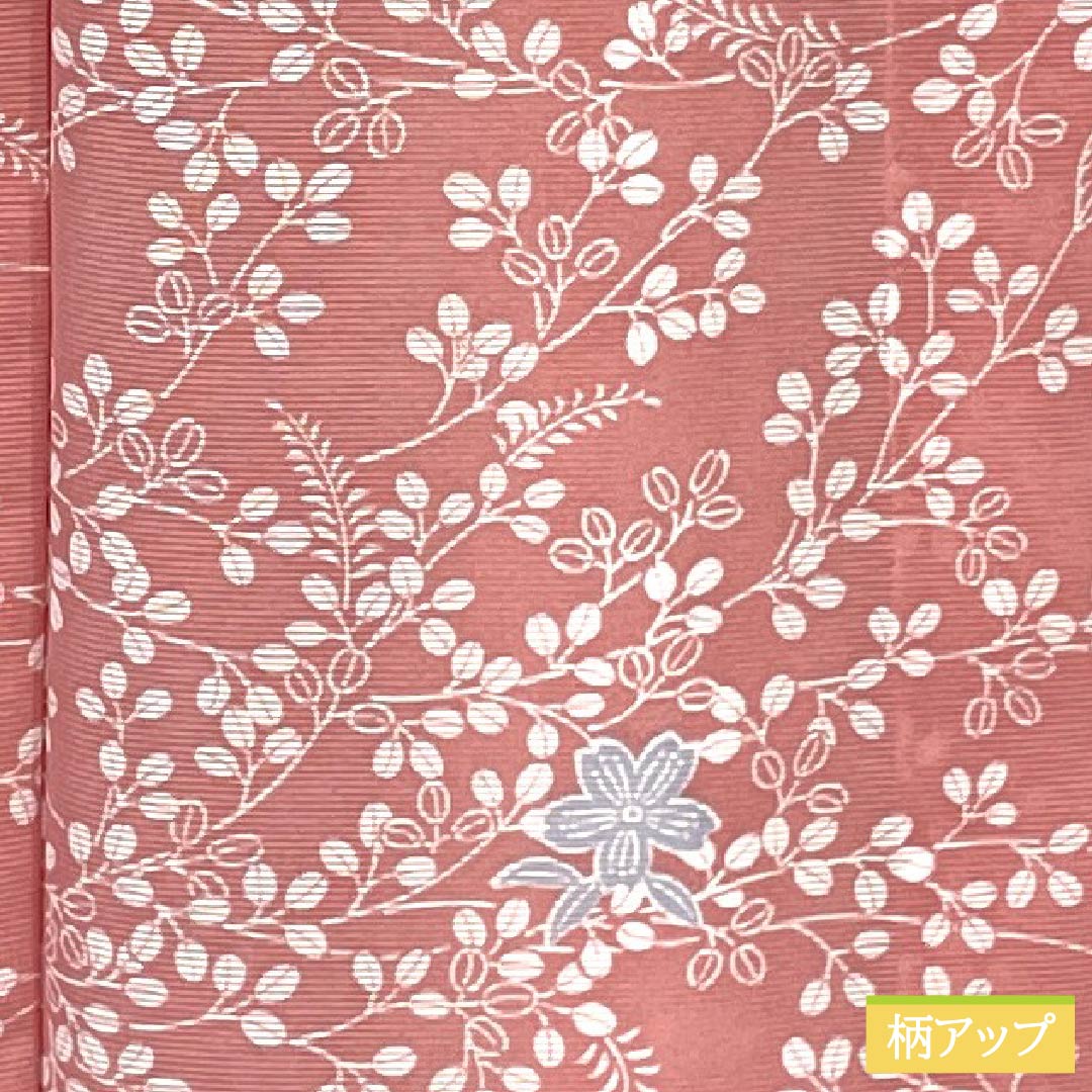 夏物 ポリエステル 小紋 身丈166.5cm 裄丈68.5cm 中紅花色(なかのくれないいろ) 草木模様 居敷当て 洗える着物 絽 Sランク ピンク系 1132002622513