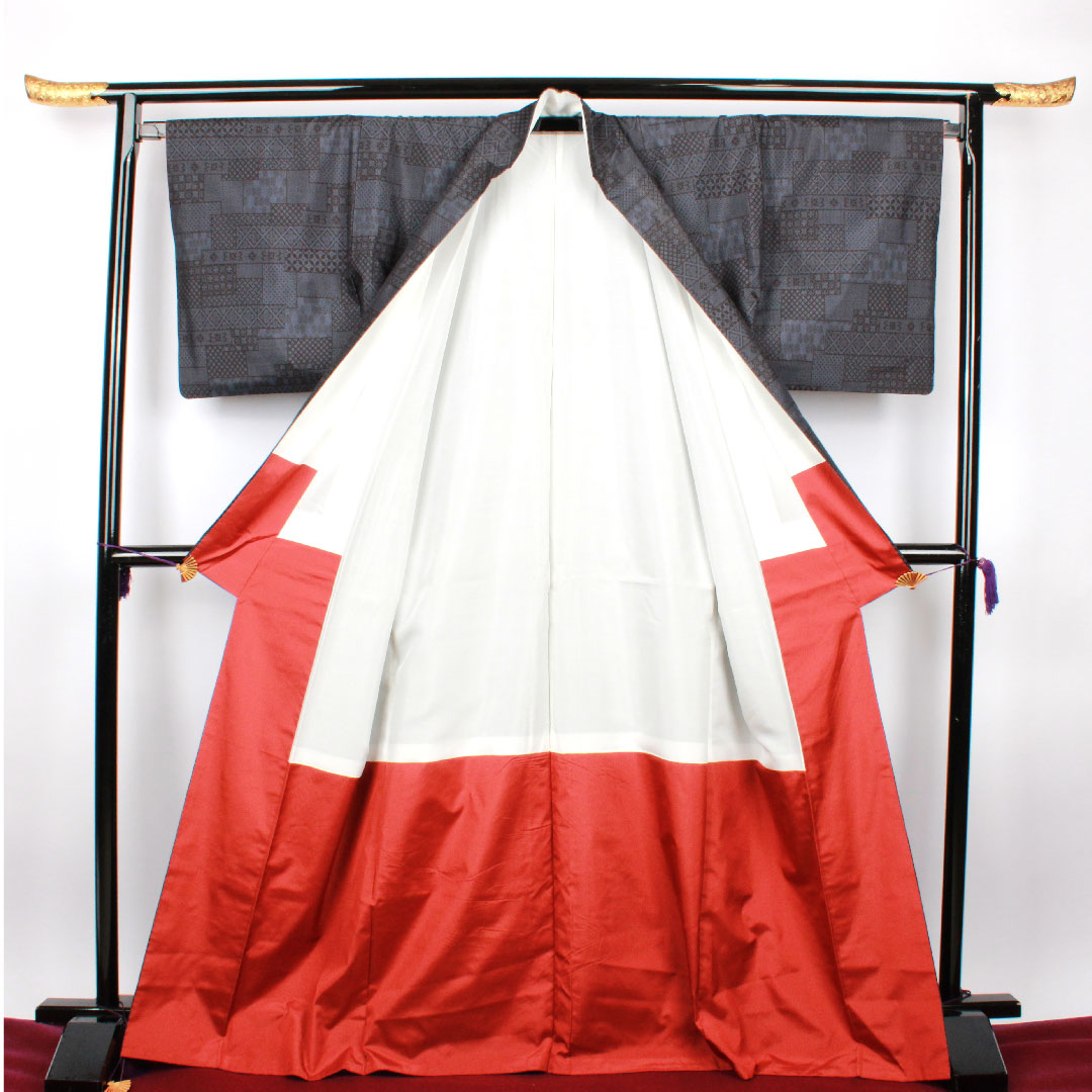 大島紬 身丈169.5cm 裄丈68cm 経緯絣 正倉院文様 正絹 Aランク 袷 紺系 1116001863518