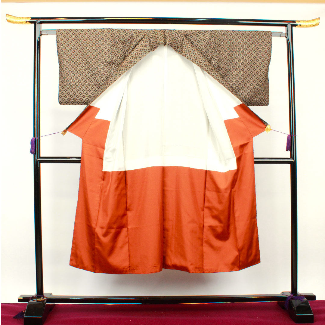 大島紬 身丈142cm 裄丈61.5cm 経緯絣 幾何学模様 正絹 Sランク 袷 茶系 1116002122114