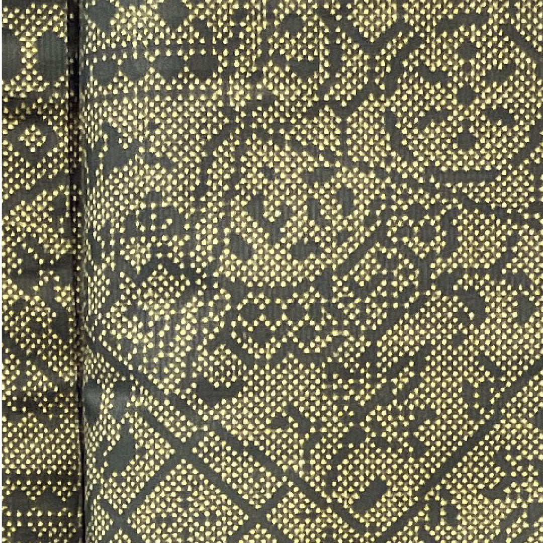 Oshima Tsumugi, Length 154.5cm, Sleeve length 62cm, Karakin color, Warp and weft ikat, Abstract pattern, Pure silk, A rank, Lined, Black, 1116002573210