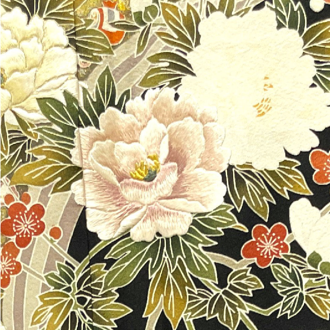 Black Tomesode, Length 163cm, Sleeve Length 67cm, Lined, Kyoto Yuzen, Embroidery, Five Gourds and Different Hawk Feathers, Thread Attached, Unused, Pure Silk, S Rank, Five Crests, Black, 1111001142410