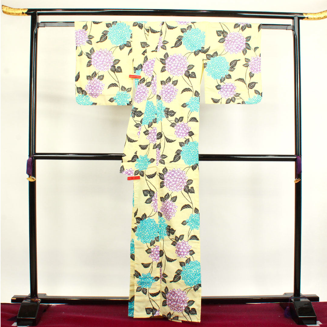 Yukata, pale yellow, hydrangea, cotton, S rank, single layer, length 164.5cm, sleeve length 63cm, yellow, 1118002612423
