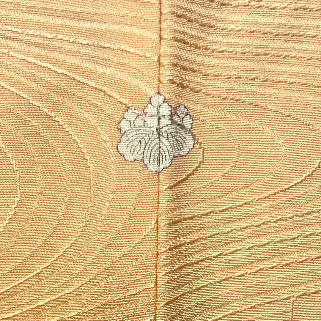 色無地 正絹 薄肌色 流水 五三桐 身丈153.5cm 裄丈64cm 袷 Aランク 橙系 1114000993226