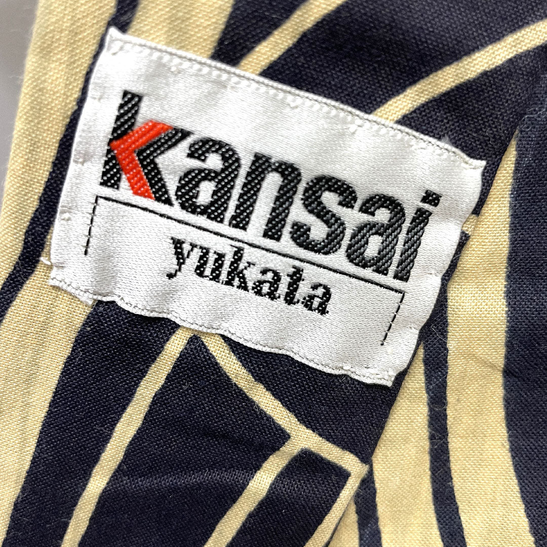 浴衣 木綿 身丈142cm 裄丈67.5cm Sランク 単衣 ベージュ系 東京白茶色(とうきょうしらちゃいろ) 男物 幾何学模様 山本寛斎 1118004912425