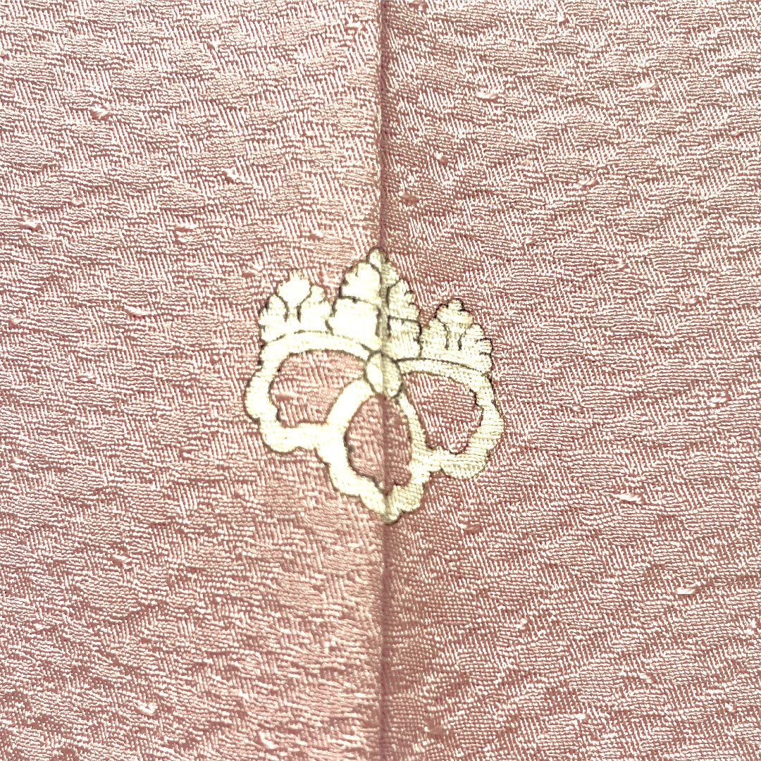 訪問着 正絹 袷 身丈149cm 裄丈62cm 薄藤色(うすふじいろ) 汕頭刺繡 蘇州刺繡 一つ紋 中陰五三桐 Sランク 紫系 1112005112120