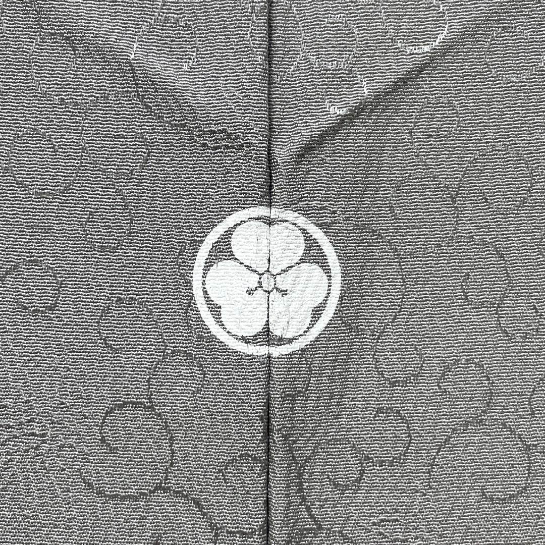 色無地 正絹 Sランク 身丈154cm 裄丈64cm 錫色(すずいろ) 一つ紋 丸に片喰 唐草 単衣 グレー系 1114002382222