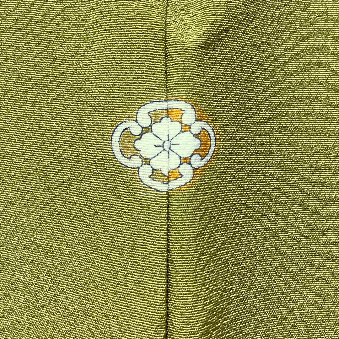 色無地 正絹 身丈167.5cm 裄丈70cm 青朽葉色(あおくちばいろ)素無地 一つ紋 鐶木瓜に花角 袷 Aランク 緑系 1114001973519