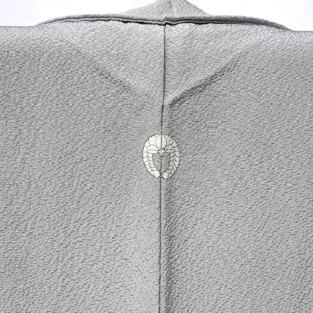 色無地 正絹 Aランク 身丈159cm 裄丈62cm 薄墨色(うすずみいろ) 一つ紋 下り藤 素無地 単衣 グレー系 1114002313322