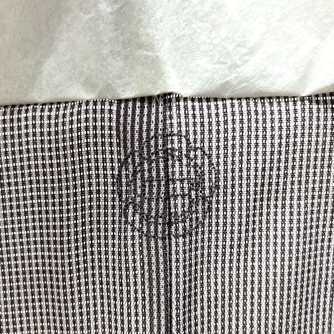 夏物 正絹 小紋 身丈148.5cm 裄丈61cm 灰桜色(はいざくらいろ) 縞 しつけ糸付き 未使用品 絽 Sランク グレー系 1132001842122