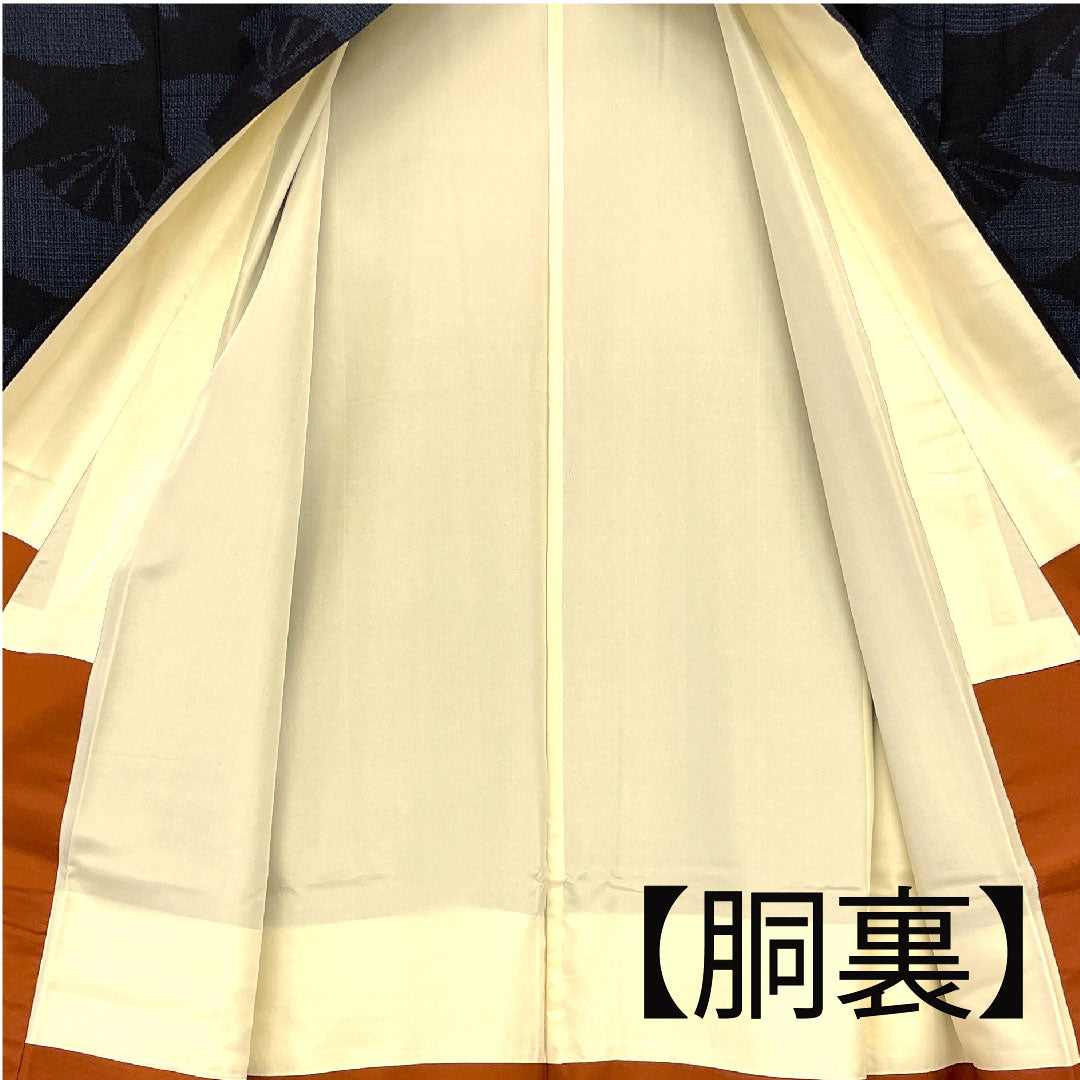 結城紬 身丈159.5cm 裄丈65cm 80亀甲 扇 正絹 Aランク 袷 黒系 1116001173310