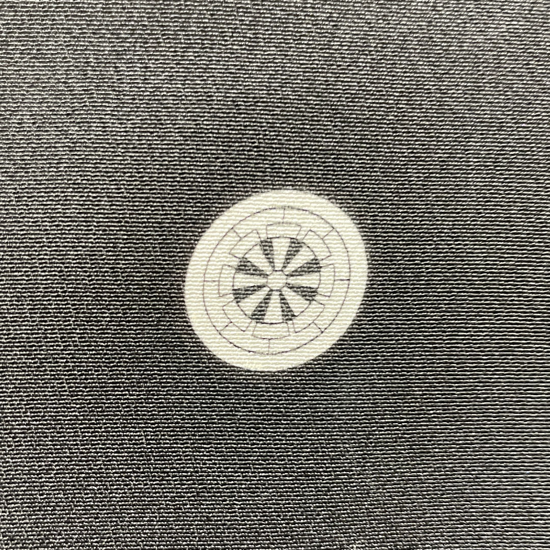 黒留袖 身丈157.5cm 裄丈61.5cm 袷 京友禅 春秋麗花図 作家物 源氏車 正絹 Aランク 五つ紋 黒系 1111000653310