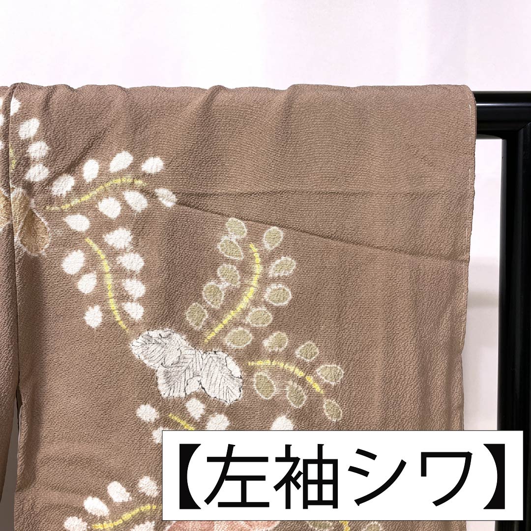 Homongi (formal kimono) made of pure silk, rank B, lined, length 158cm, sleeve length 67cm, Saganezuiro (Saga gray) color, tie-dyed, paulownia wood crepe, brown with basting thread, product number 1112007084314