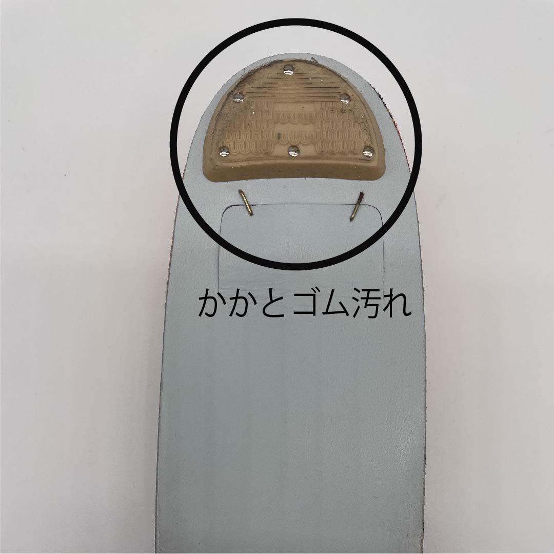 (New old stock) Formal sandal and bag set, silver-vermilion, unused, Saga Nishiki, three-layer core, size M, vermilion, A rank, 1133000013316