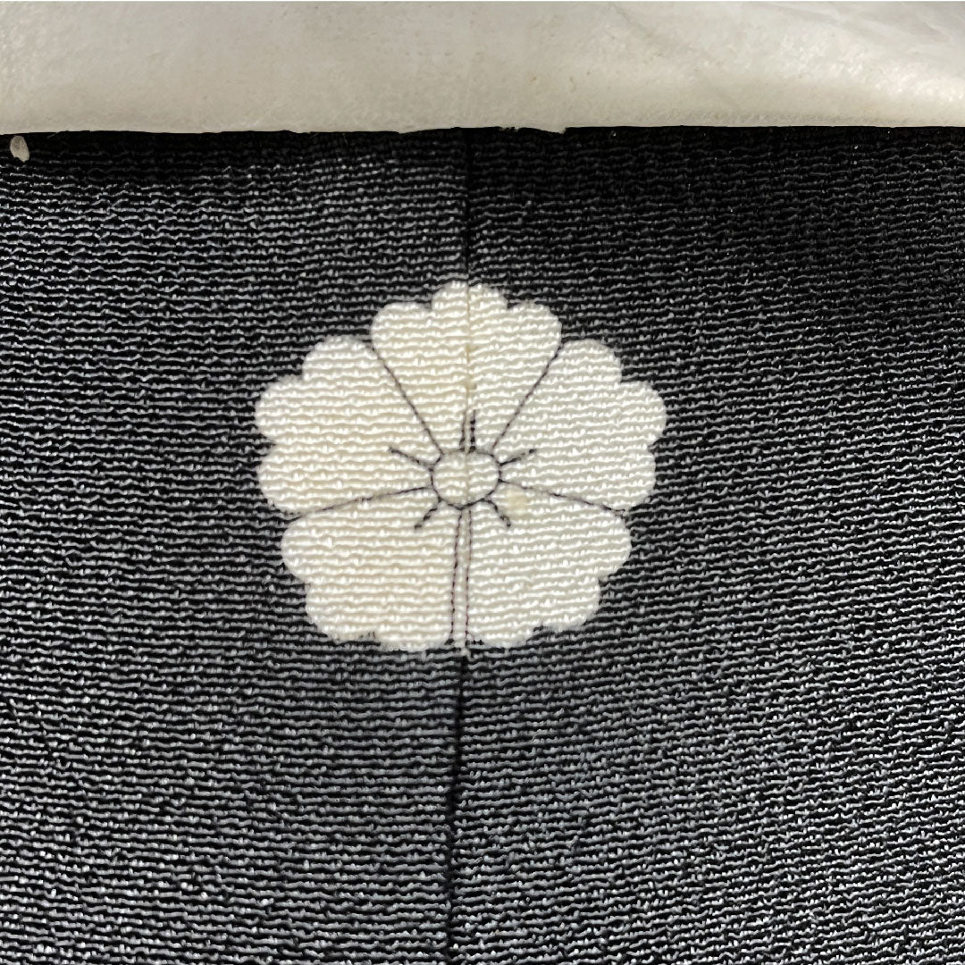 黒留袖 正絹 身丈162cm 裄丈63cm 袷 京友禅 松竹梅 宝尽くし 御所車 亀甲 五つ紋 唐花 Sランク 黒系 1111001722410