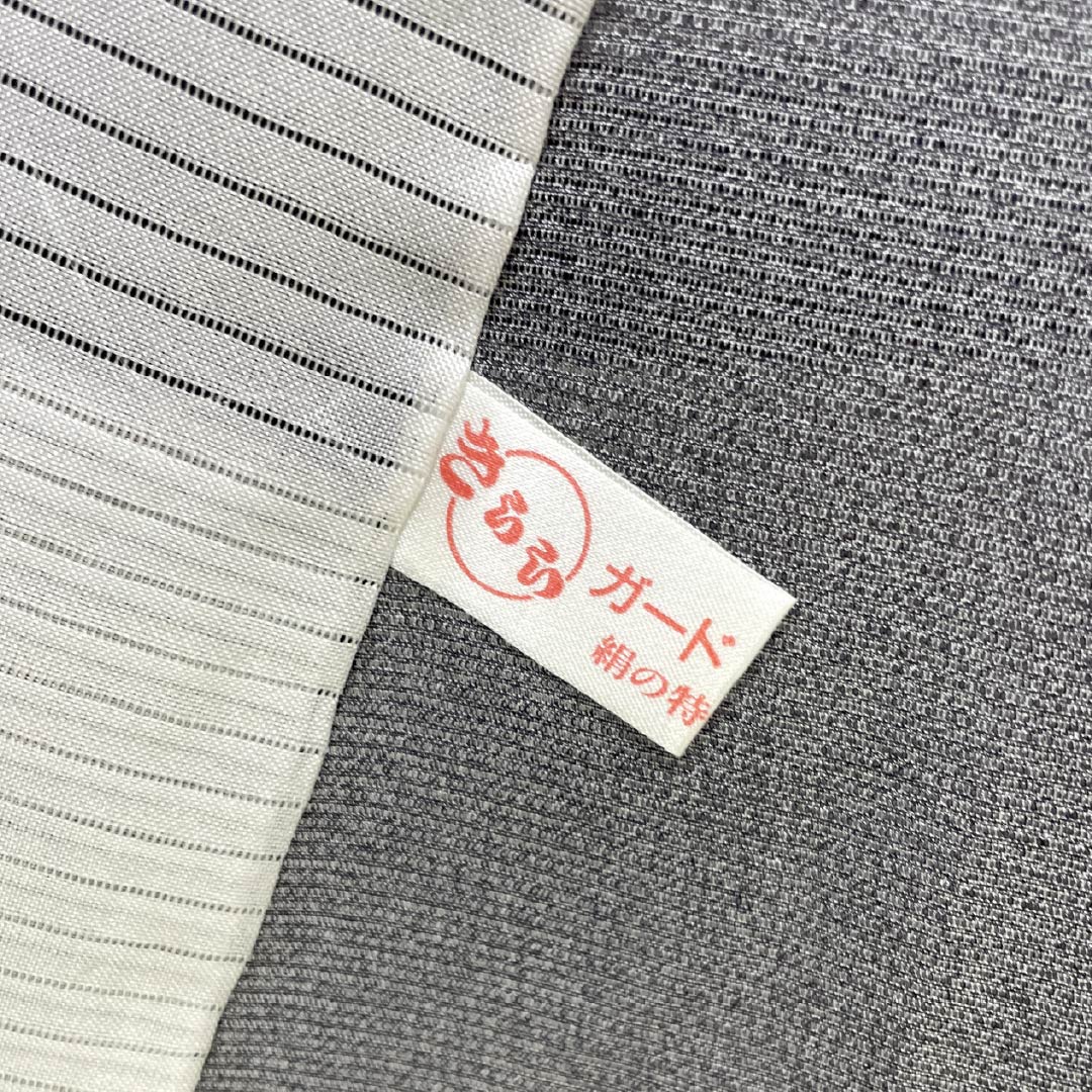 夏物 正絹 小紋 身丈158cm 裄丈67cm 褐色(かちいろ) 型染 飛び市松 古典柄 絽 Sランク 紫系 1132002802320