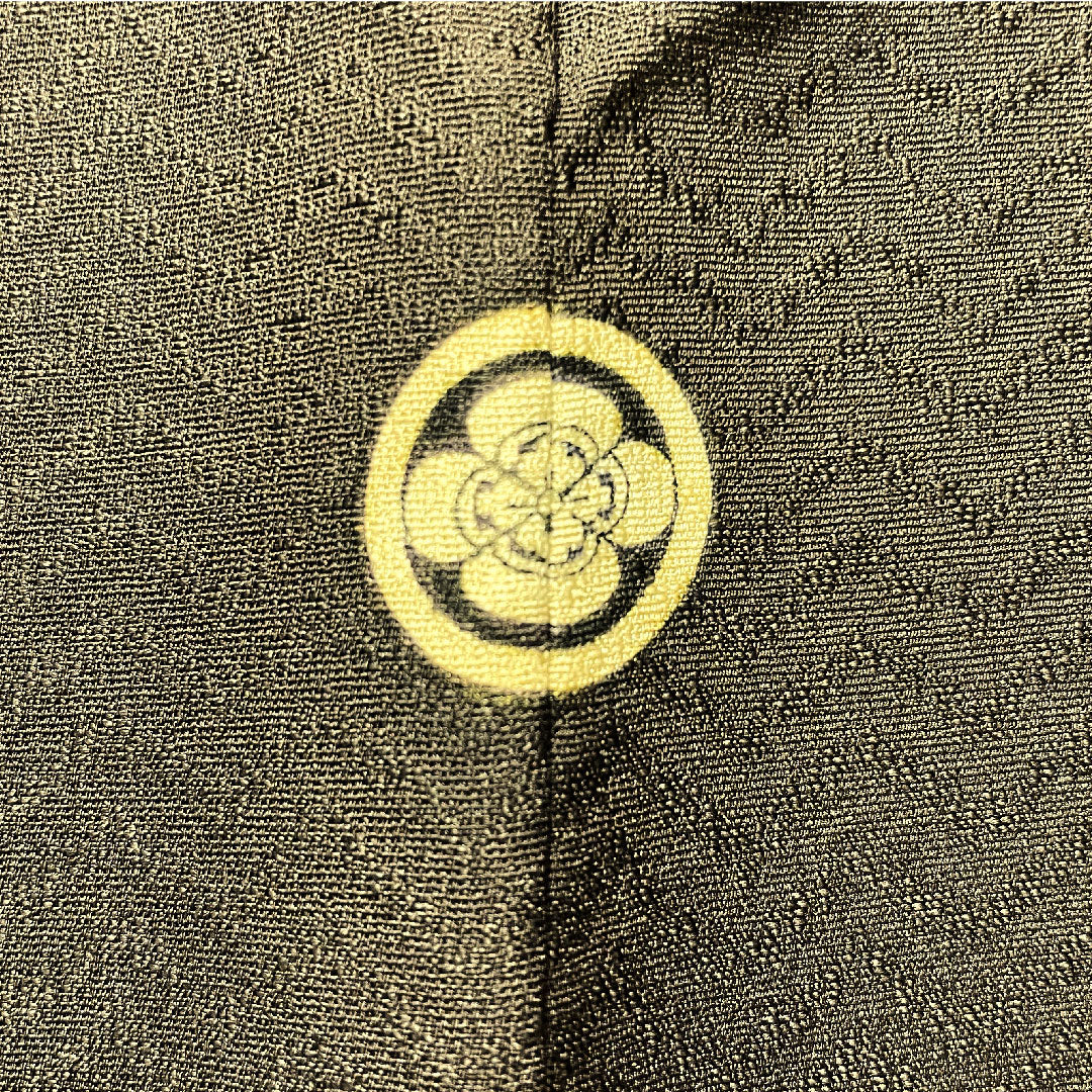 訪問着 正絹 袷 身丈161cm 裄丈65.5cm 茶黒色(ちゃぐろいろ) 京友禅 松 一つ紋 丸に木瓜 Aランク 茶系 1112005033414