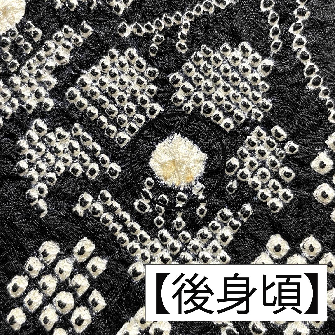 小紋 正絹 身丈158cm 裄丈63cm 袷 立涌 椿 パールトーン加工 Aランク 黒系 1115005343310