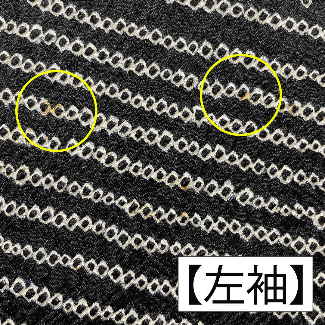 小紋 正絹 身丈171cm 裄丈67.5cm 袷 総絞り 波 Bランク 黒系 1115004724610