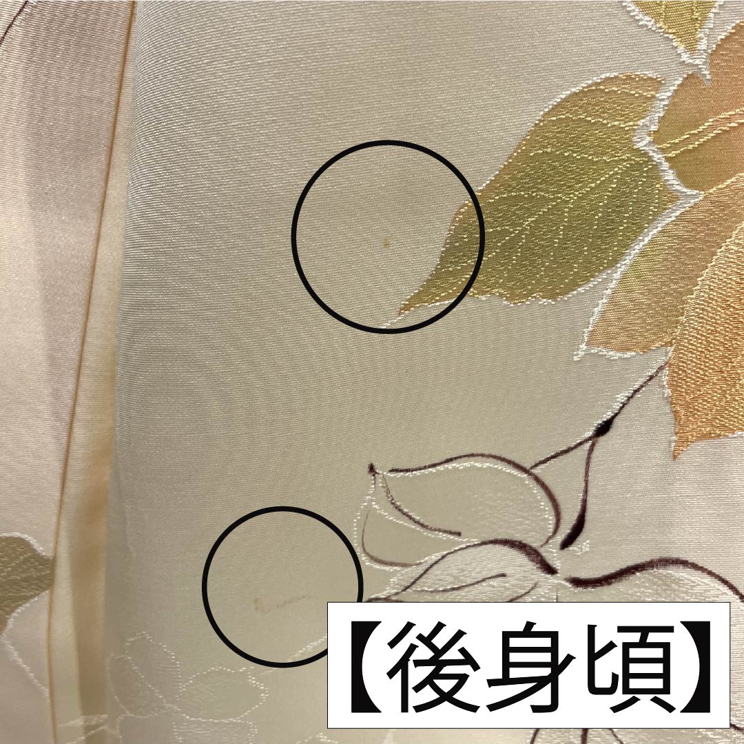 小紋 正絹 身丈160.5cm 裄丈64.5cm 袷 麴色(こうじいろ) 地紋起こし 洋花 Aランク クリーム系 1115006153415