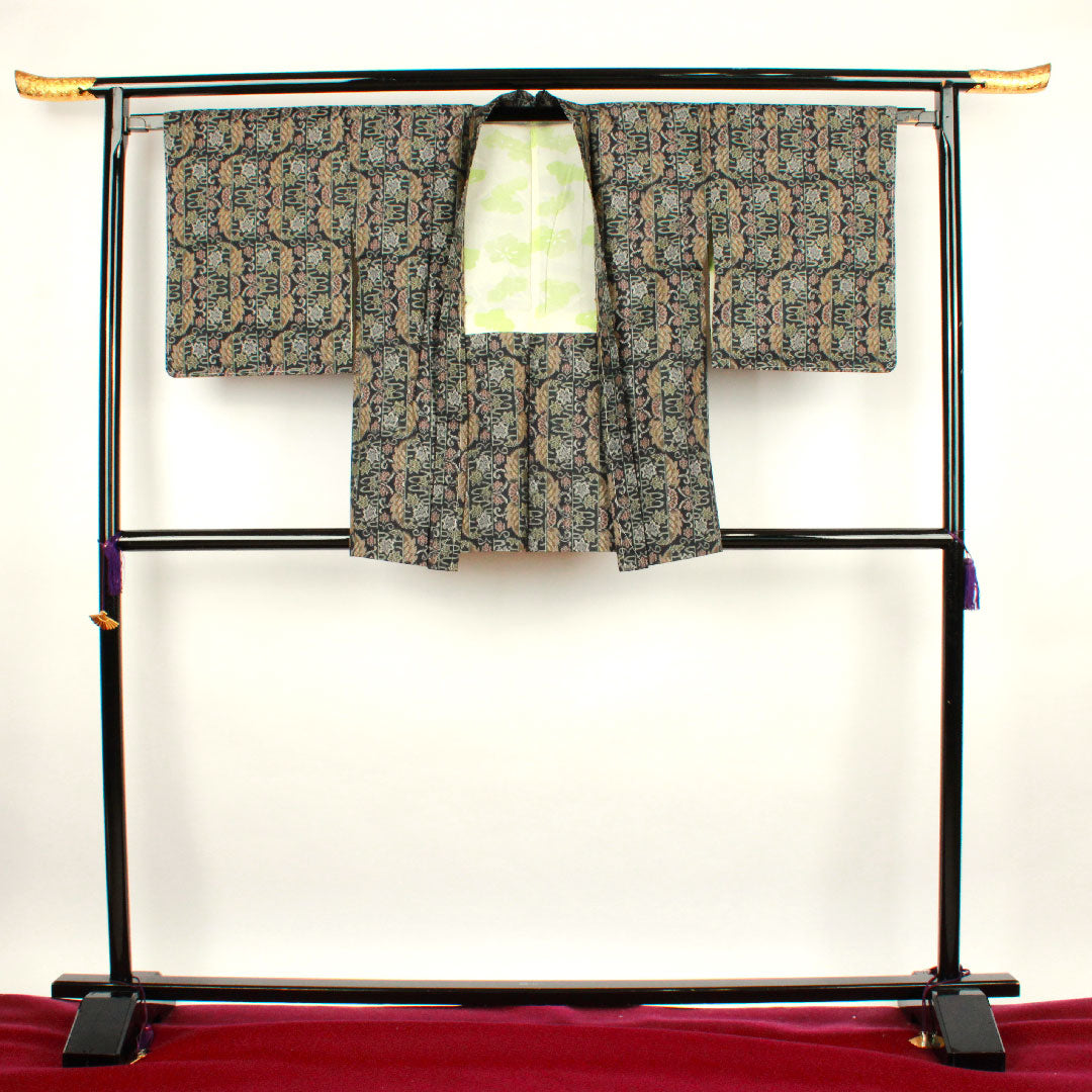 村山大島 身丈156cm 裄丈65cm アンサンブル 流水 花模様 正絹 Aランク 袷 黒系 1116001903310