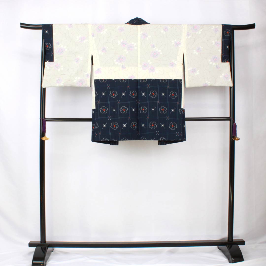 紬 正絹 身丈163.5cm 裄丈66cm 紺色(こんいろ) アンサンブル 格子 ねじり梅 Sランク 袷 紺系 1116003902418