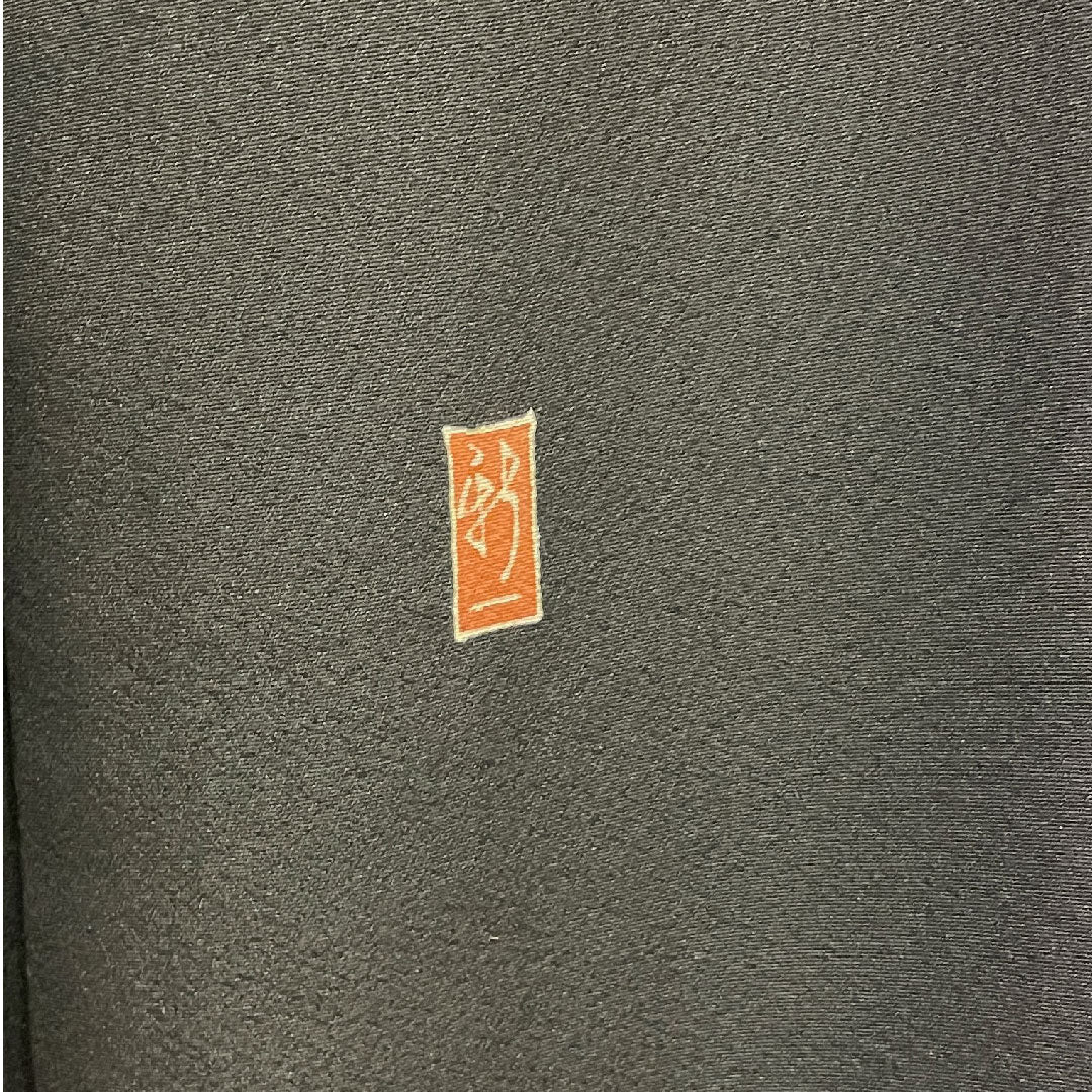 黒留袖 身丈161.5cm 裄丈66cm 袷 作家物 風景模様 下がり藤 正絹 Aランク 五つ紋 黒系 1111000353410