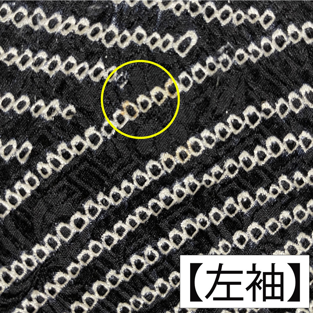 小紋 正絹 身丈171cm 裄丈67.5cm 袷 総絞り 波 Bランク 黒系 1115004724610