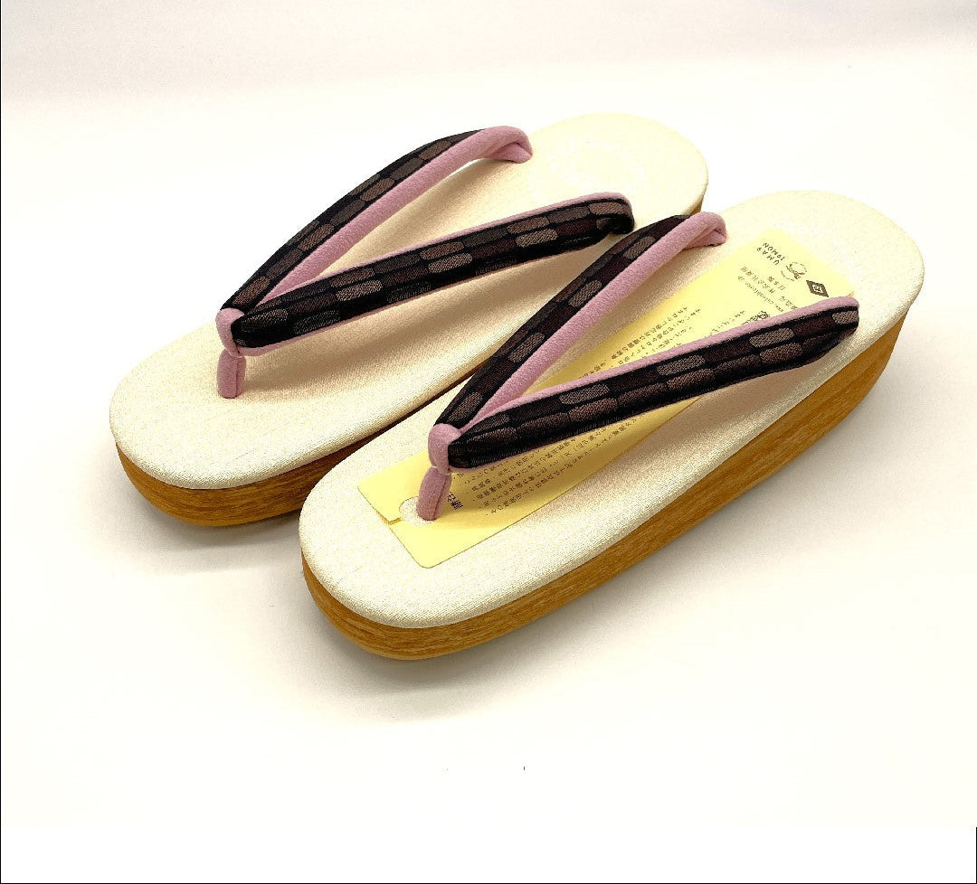 (新品未使用品)カレンブロッソ カフェ草履 Lサイズ クリーム系 NEWランク 1122000351415