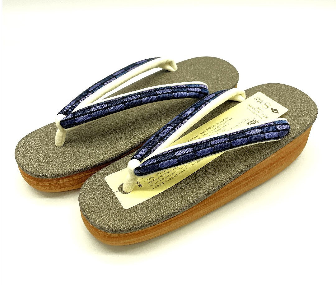 (新品未使用品)カレンブロッソ カフェ草履 Lサイズ グレー系 NEWランク 1122000711422