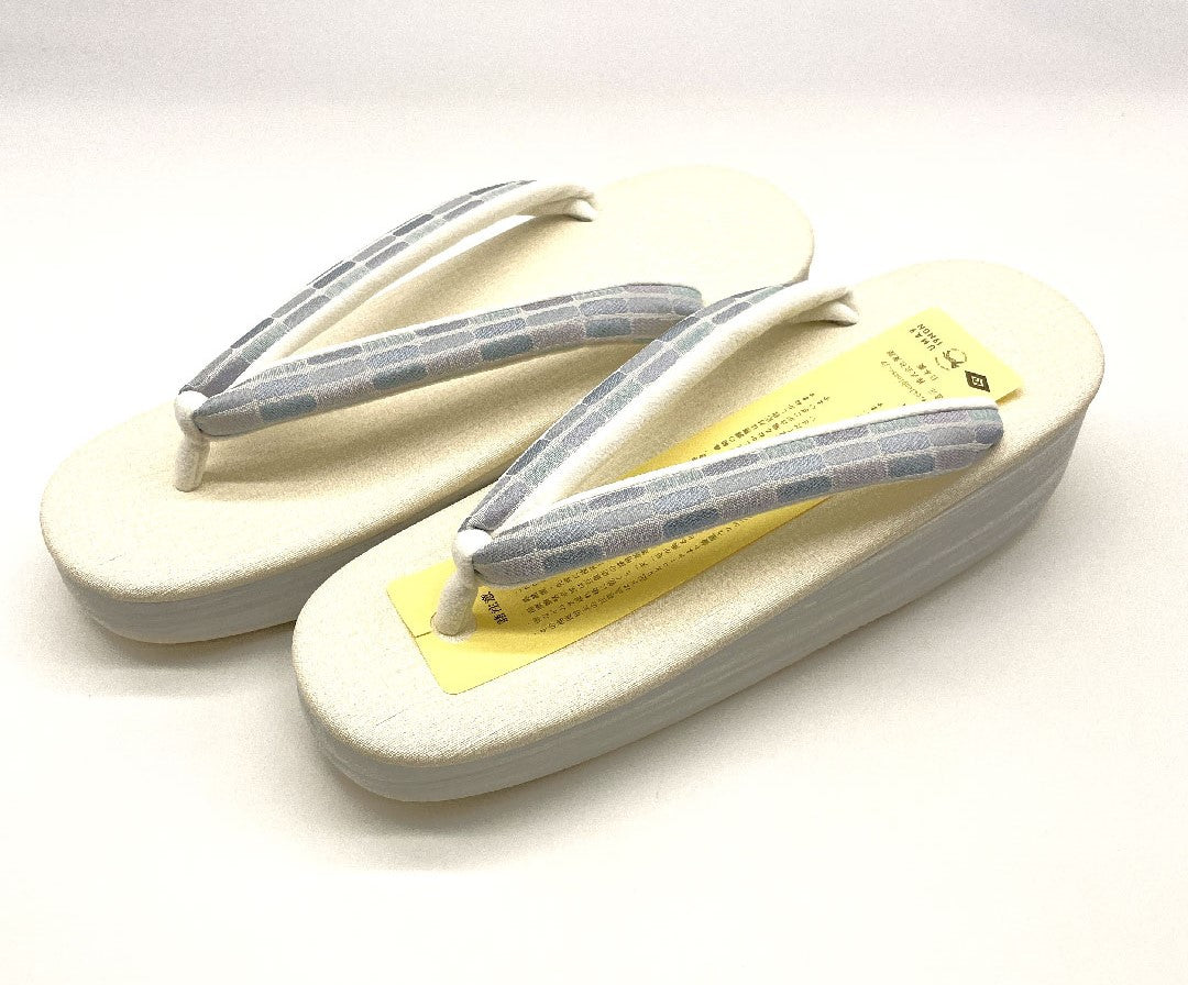 (新品未使用品)カレンブロッソ カフェ草履 Lサイズ 白系 NEWランク 1122000881411