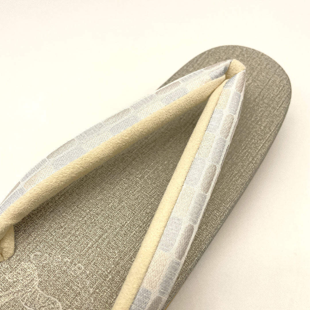 (新品未使用品)カレンブロッソ カフェ草履 Lサイズ グレー系 NEWランク 1122000411422