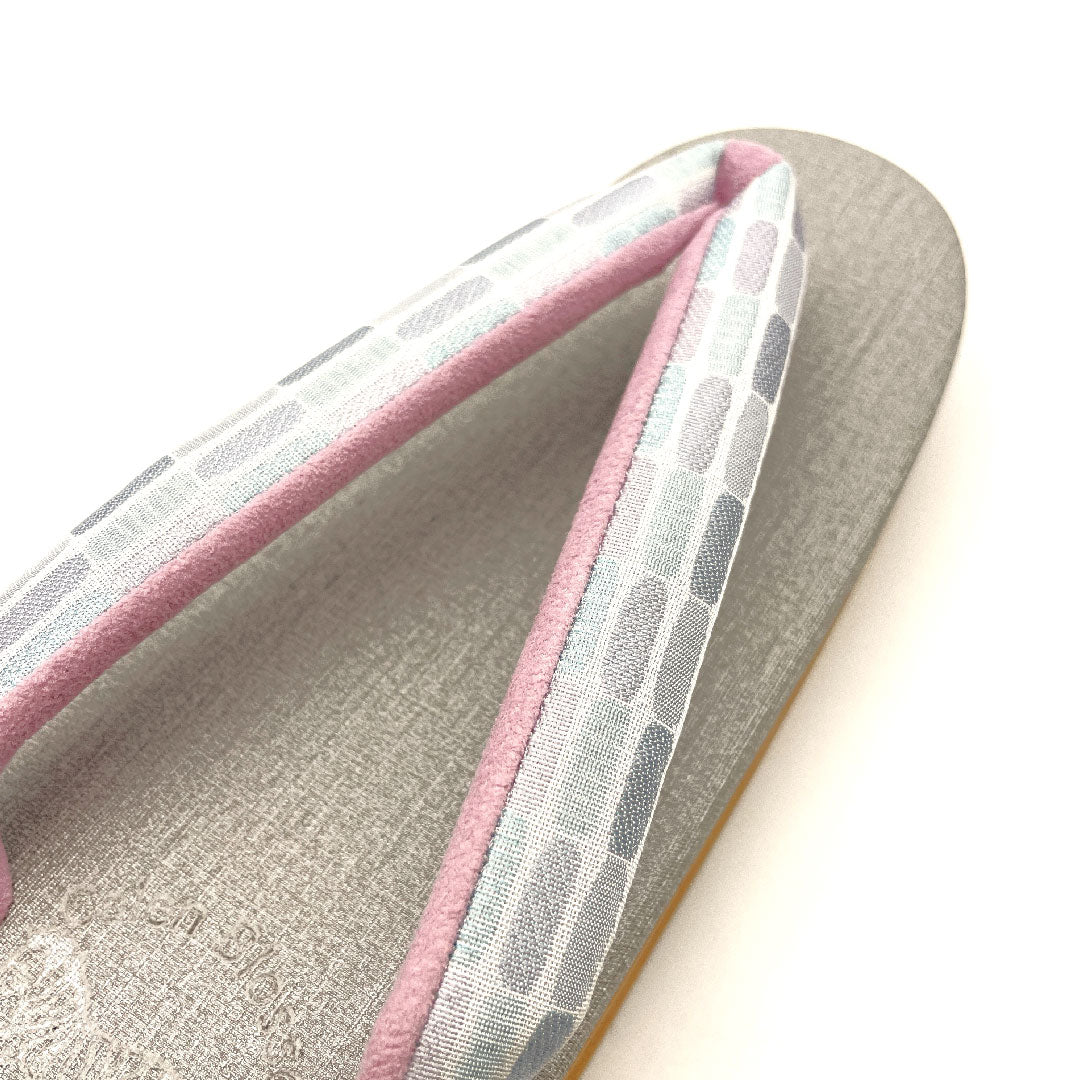 (新品未使用品)カレンブロッソ カフェ草履 Mサイズ グレー系 NEWランク 1122000631322