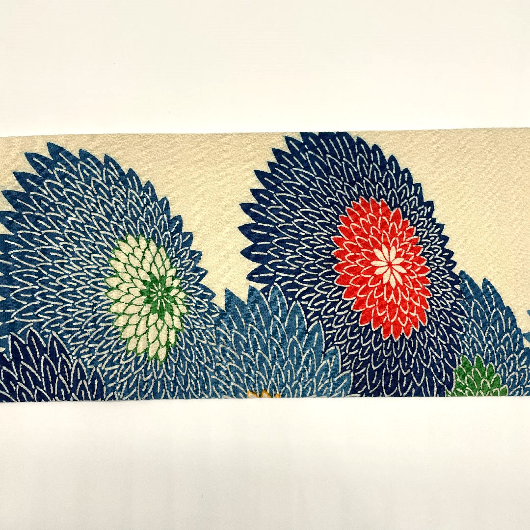 名古屋帯 縮緬地 菊模様 帯丈361cm 正絹 Bランク 全通 カジュアル クリーム系 1124000314315 名古屋仕立て