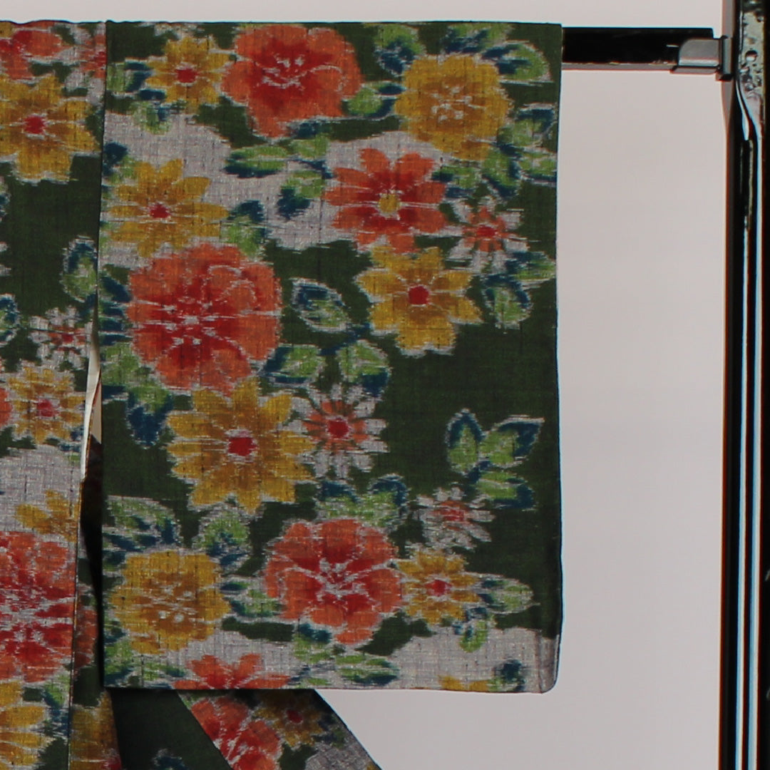 紬 身丈151.5cm 裄丈61.5cm 草花 正絹 美品 袷 濃緑 1116000153219