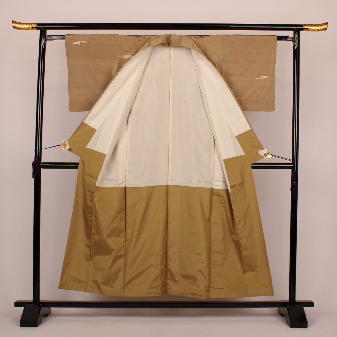 紬 身丈154cm 裄丈61.5cm すくい織 創作柄 正絹 美品 袷 ベージュ 1116000093215