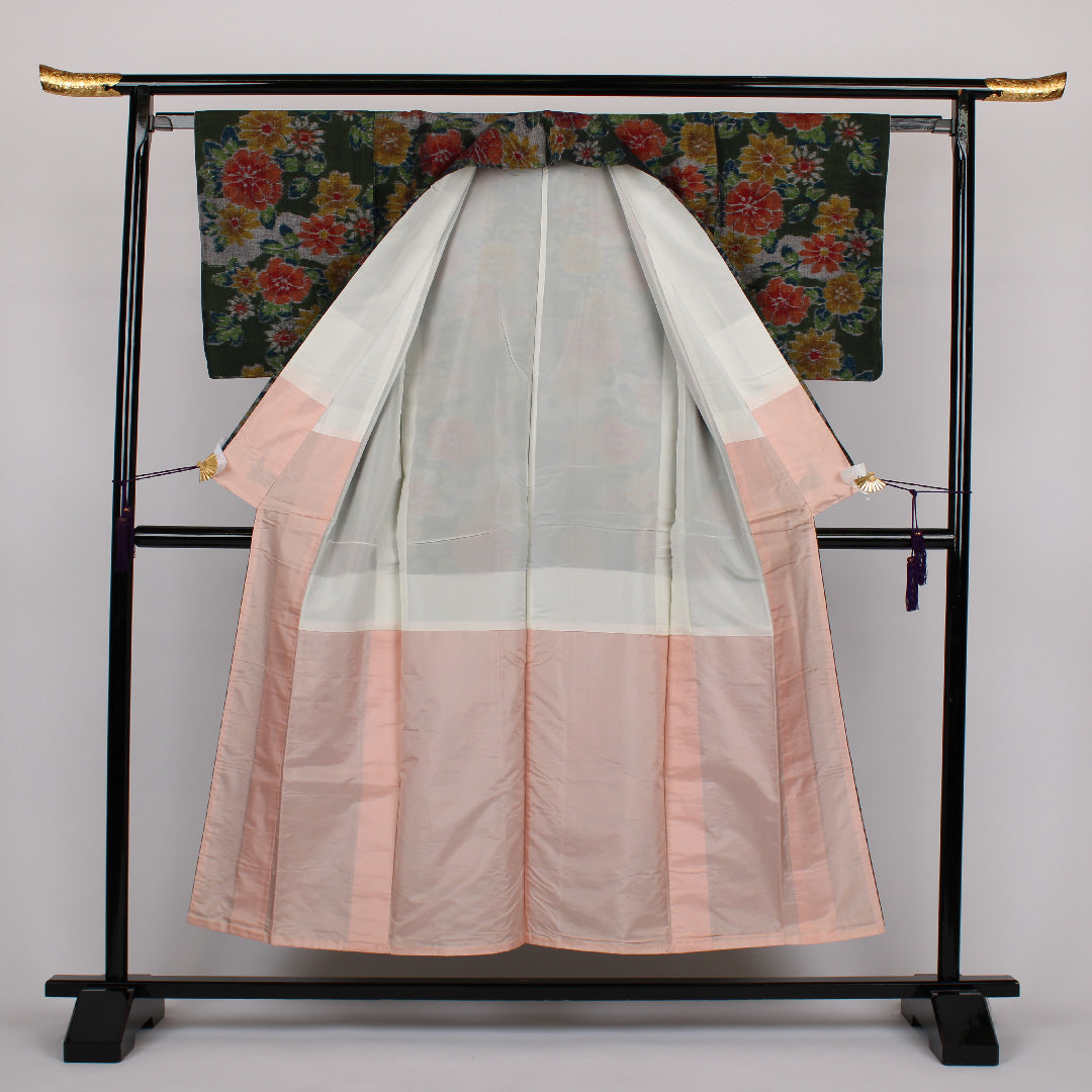 紬 身丈151.5cm 裄丈61.5cm 草花 正絹 美品 袷 濃緑 1116000153219