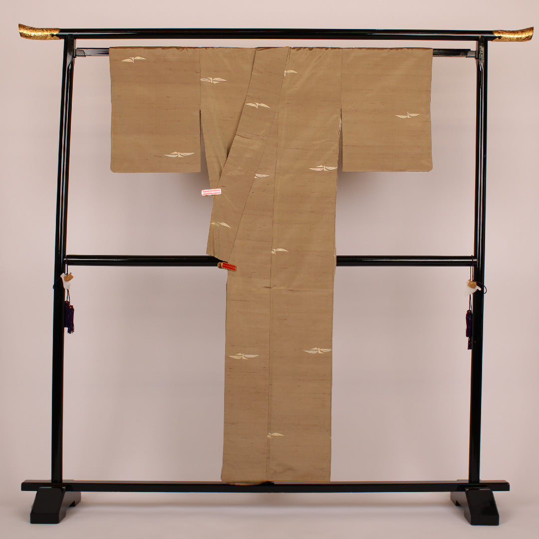 紬 身丈154cm 裄丈61.5cm すくい織 創作柄 正絹 美品 袷 ベージュ 1116000093215