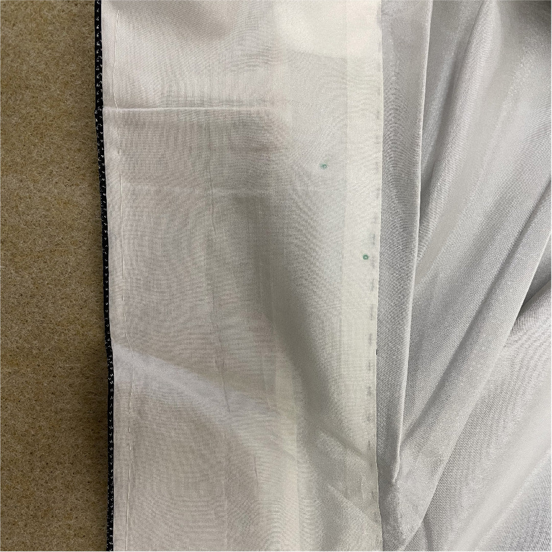 大島紬 身丈151.5cm 裄丈62.5cm 幾何学 正絹 美品 袷 黒 1116000253210