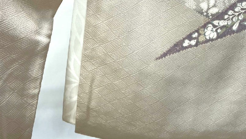 袂から長襦袢がはみ出てる時の対処法