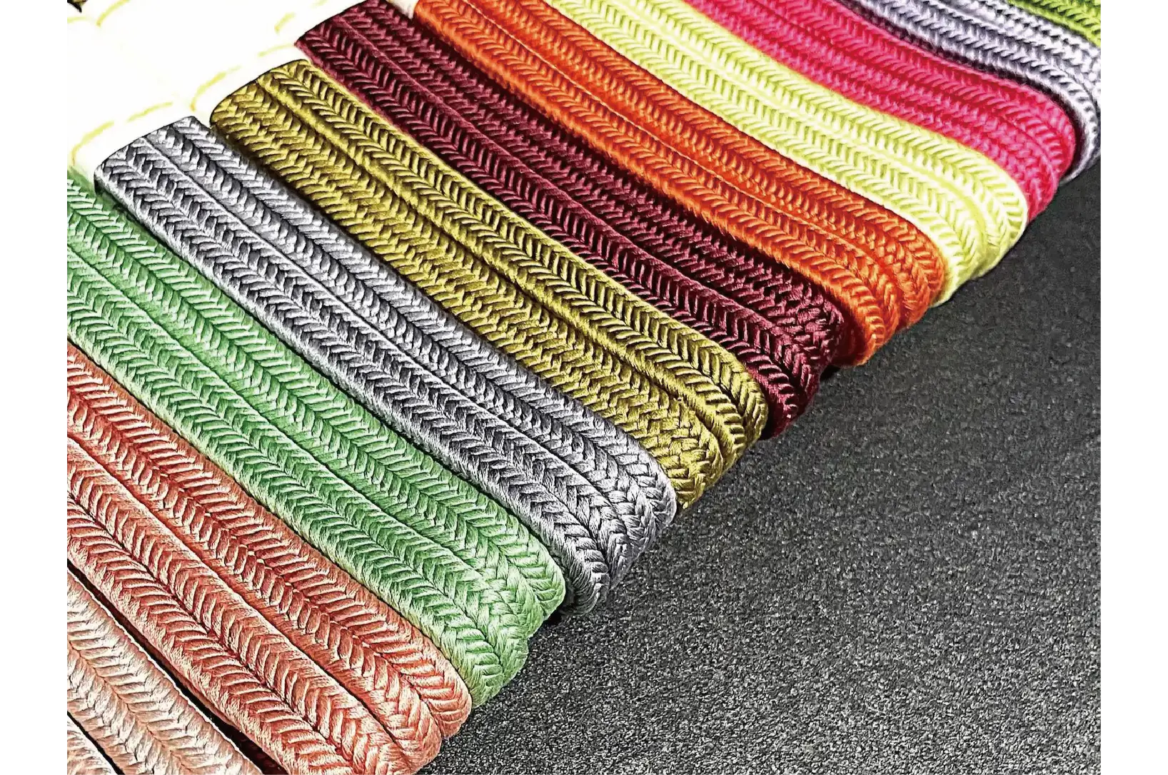 帯締め（ゆるぎ組み）