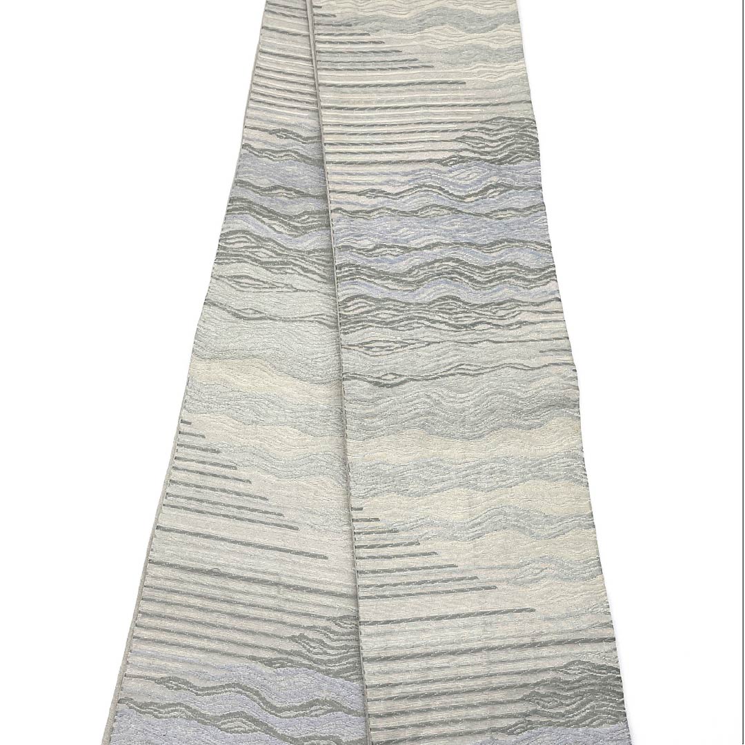 （未仕立）半幅帯 ポリエステル 帯丈412cm 蝋色（ろういろ） 縞 破線 ストライプ グレー系 Sランク 1125001612422