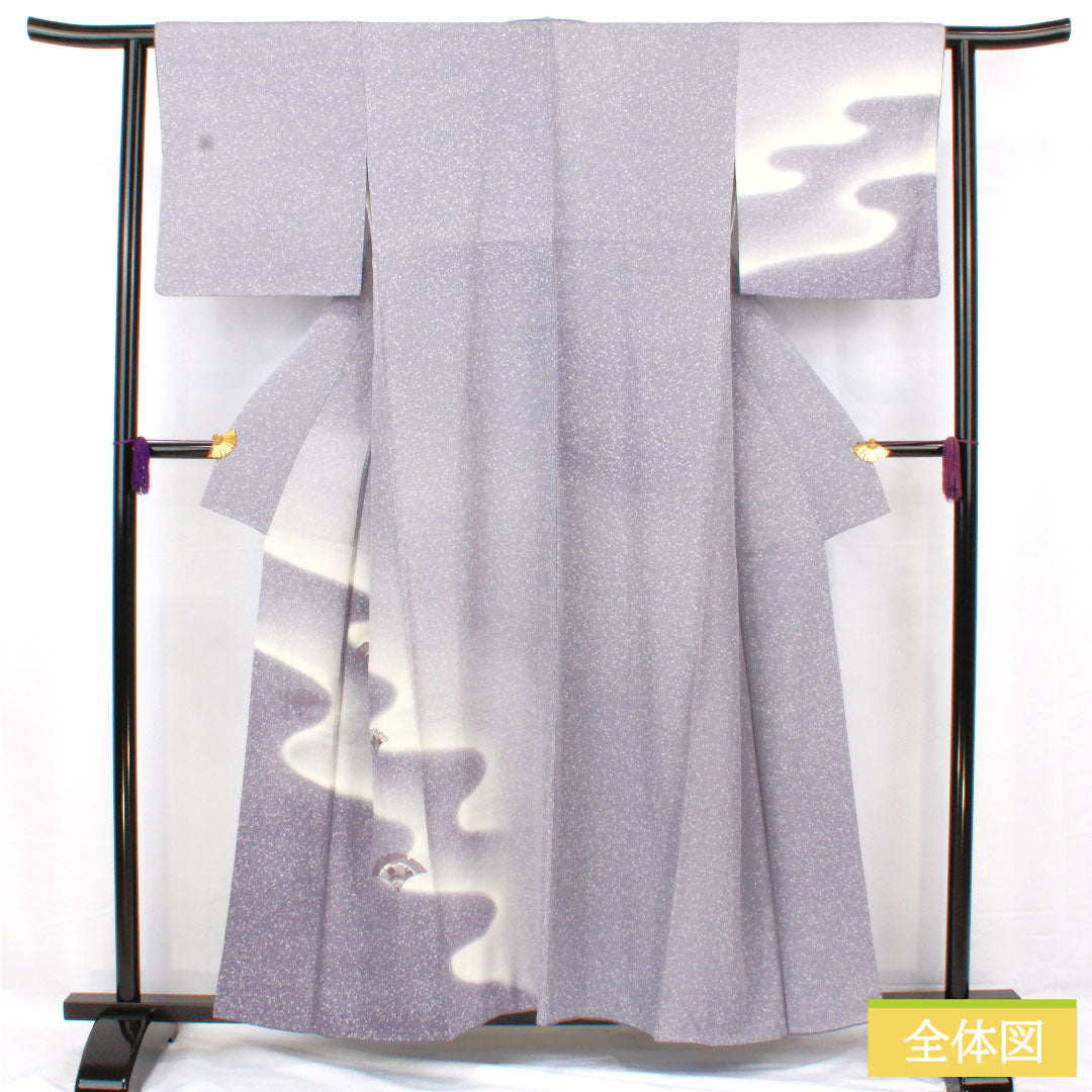 訪問着 正絹 袷 身丈157.5cm 裄丈61.5cm つるば鼠色（つるばねずいろ） タタキ染 扇 一つ紋 中陰三階菱 Aランク 紫系 1112005223320