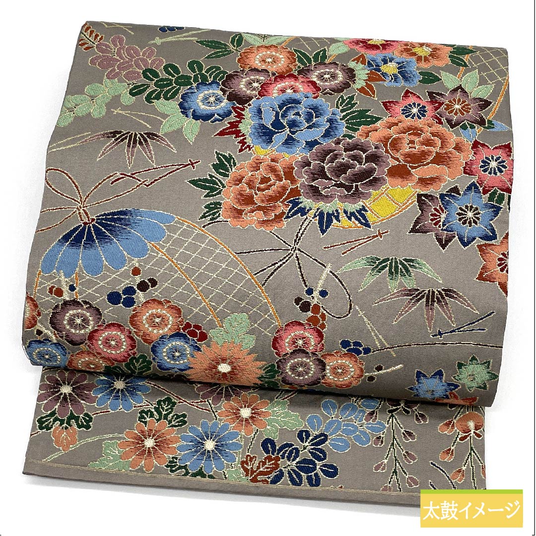 袋帯 正絹 京極生壁色（きょうごくなまかべいろ） 白綾苑大庭 古典柄 花籠 帯丈444cm Sランク 六通 フォーマル グレー系 1123011372322